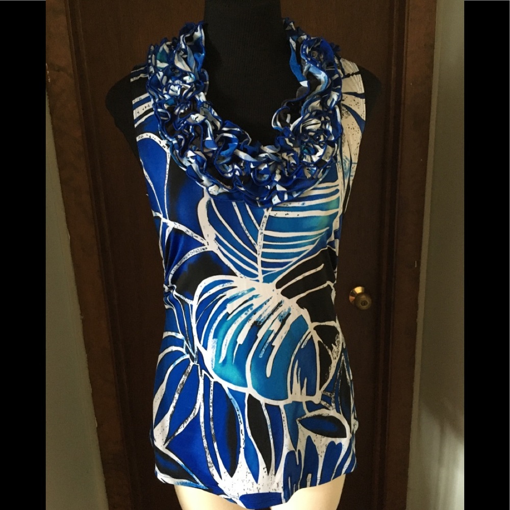 Dressbarn Feminine Ruffled Palm Leaves Tank Top Size Small Blue White